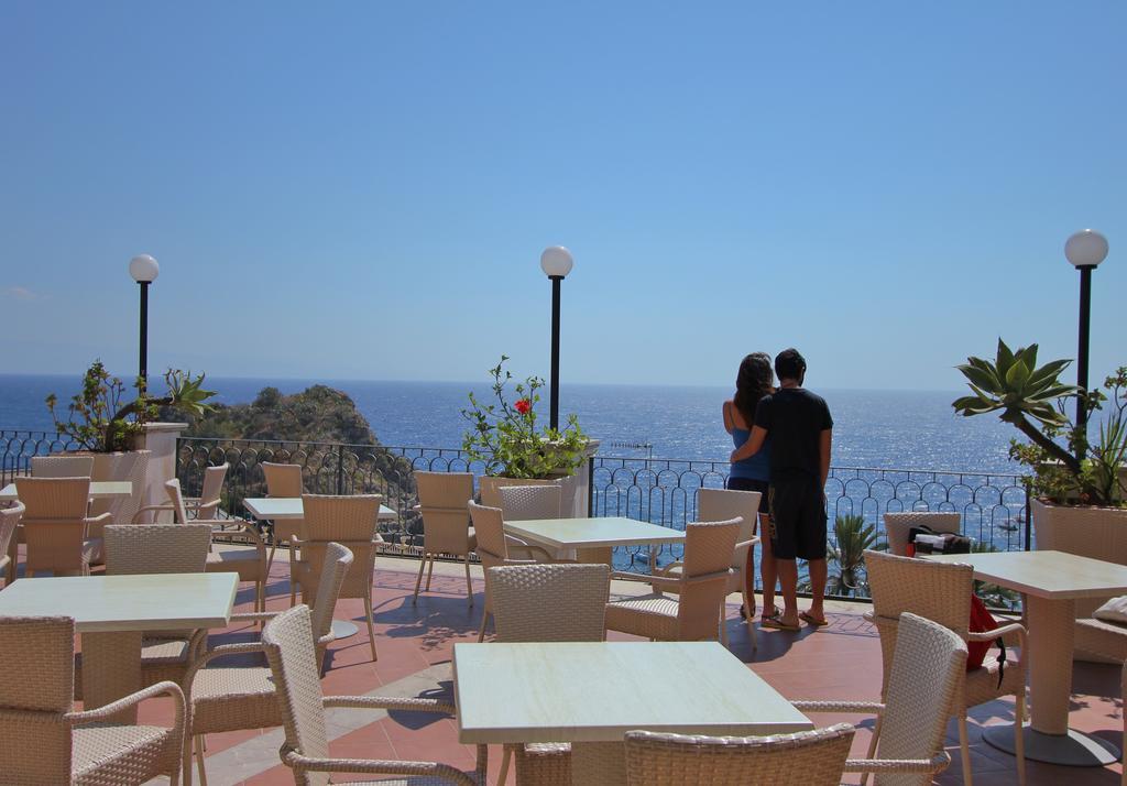 Hotel Baia Azzurra Taormina Exterior foto